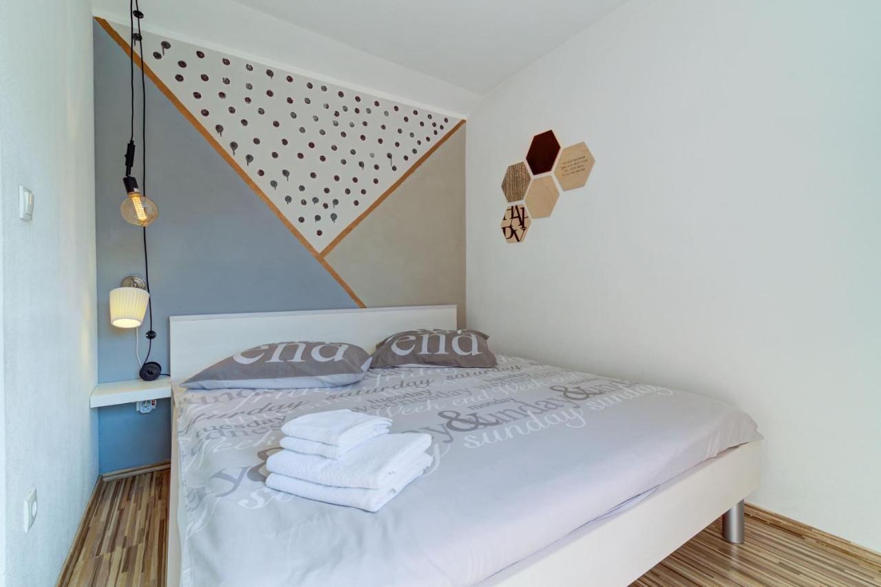 Apartment Cosic Green Klenovica Esterno foto